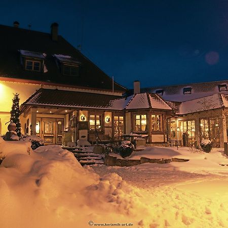 Landhotel Und Gasthof Hirsch Huettenreute Hosskirch Exterior photo